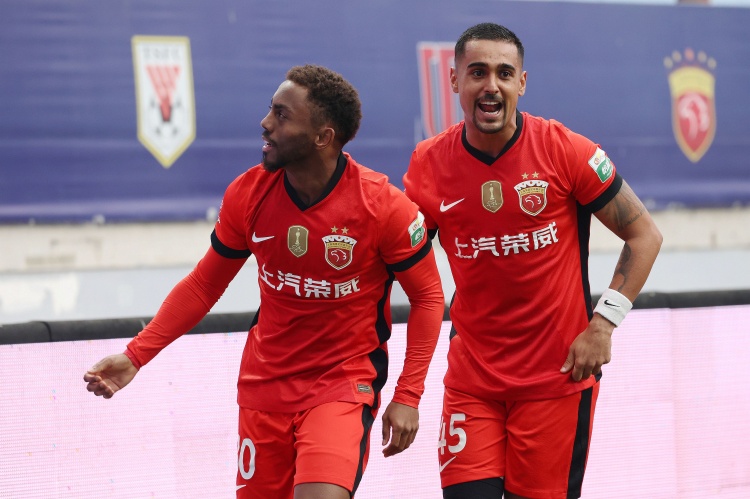 再战几年！库里：我依然享受比赛乐趣 这份热情短期内不会消退